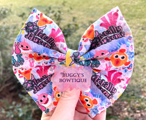 Shark bow/bow tie/headband/piggies/scrunchie