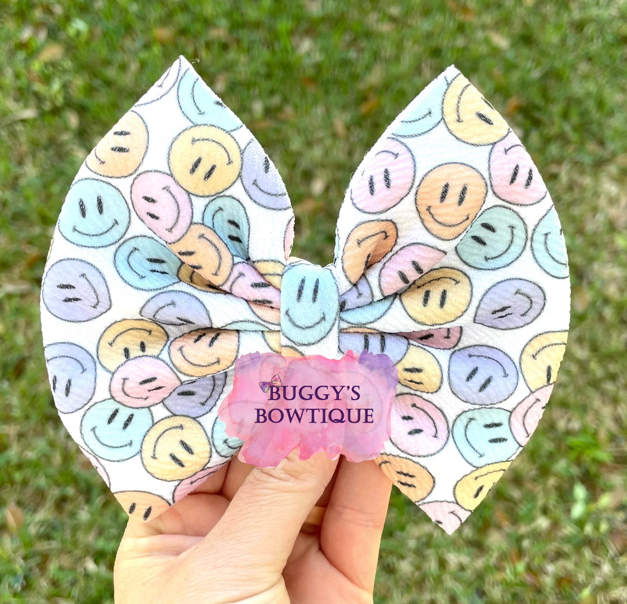 Smiles bow/bow tie/headband/piggies/Scrunchie