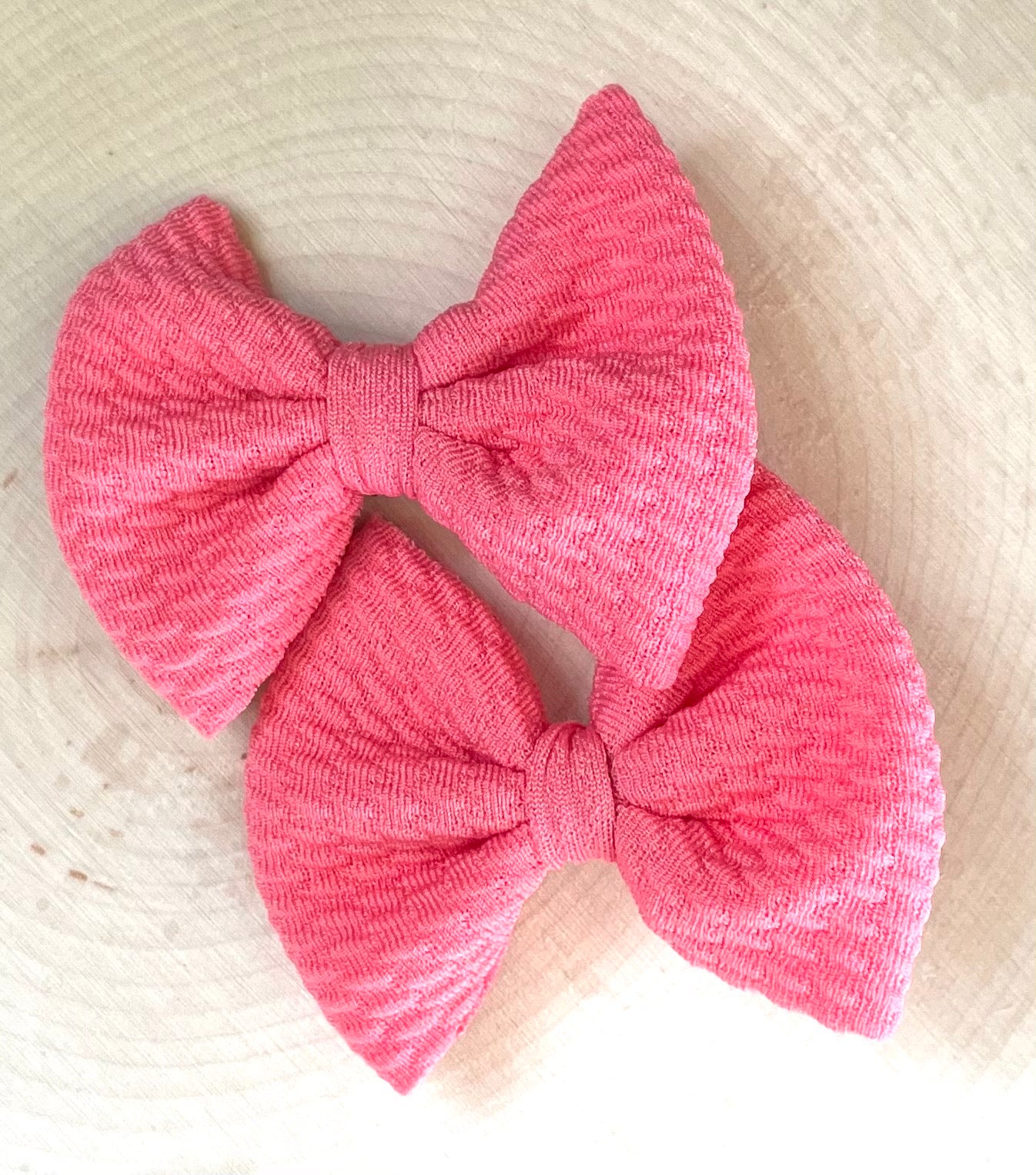 Coral Pink bow/piggies/bow tie